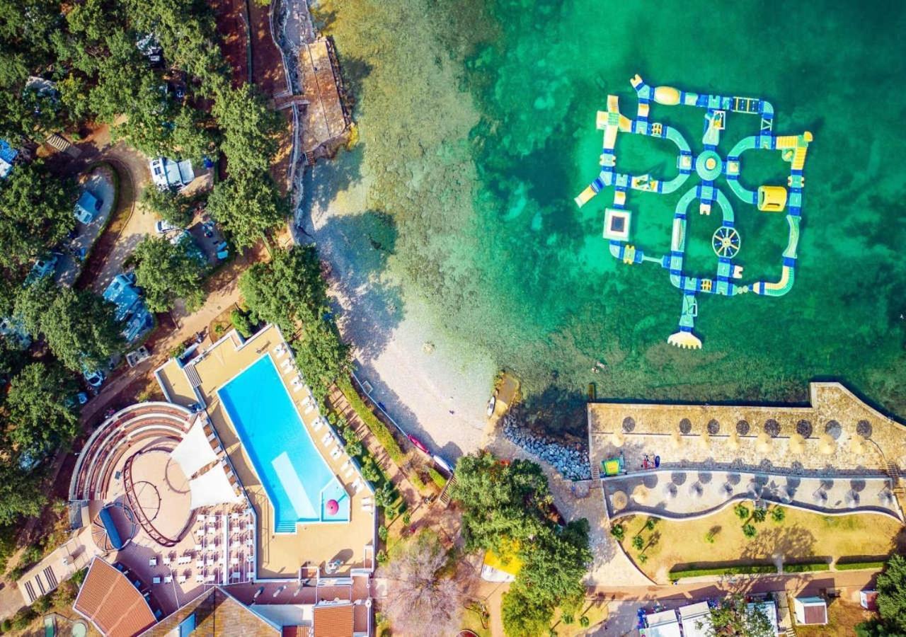 Campsite Bijela Uvala - Eurocamp I Homair *